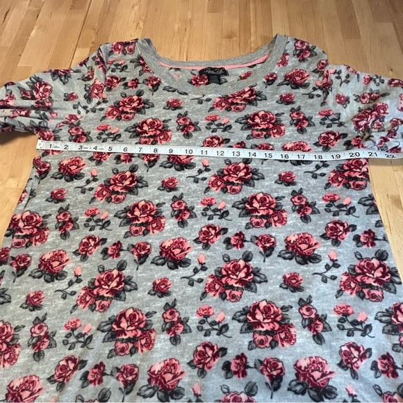 Rene Rofe Long Sleeve Flowered Pajama Set - Picture 5 of 9